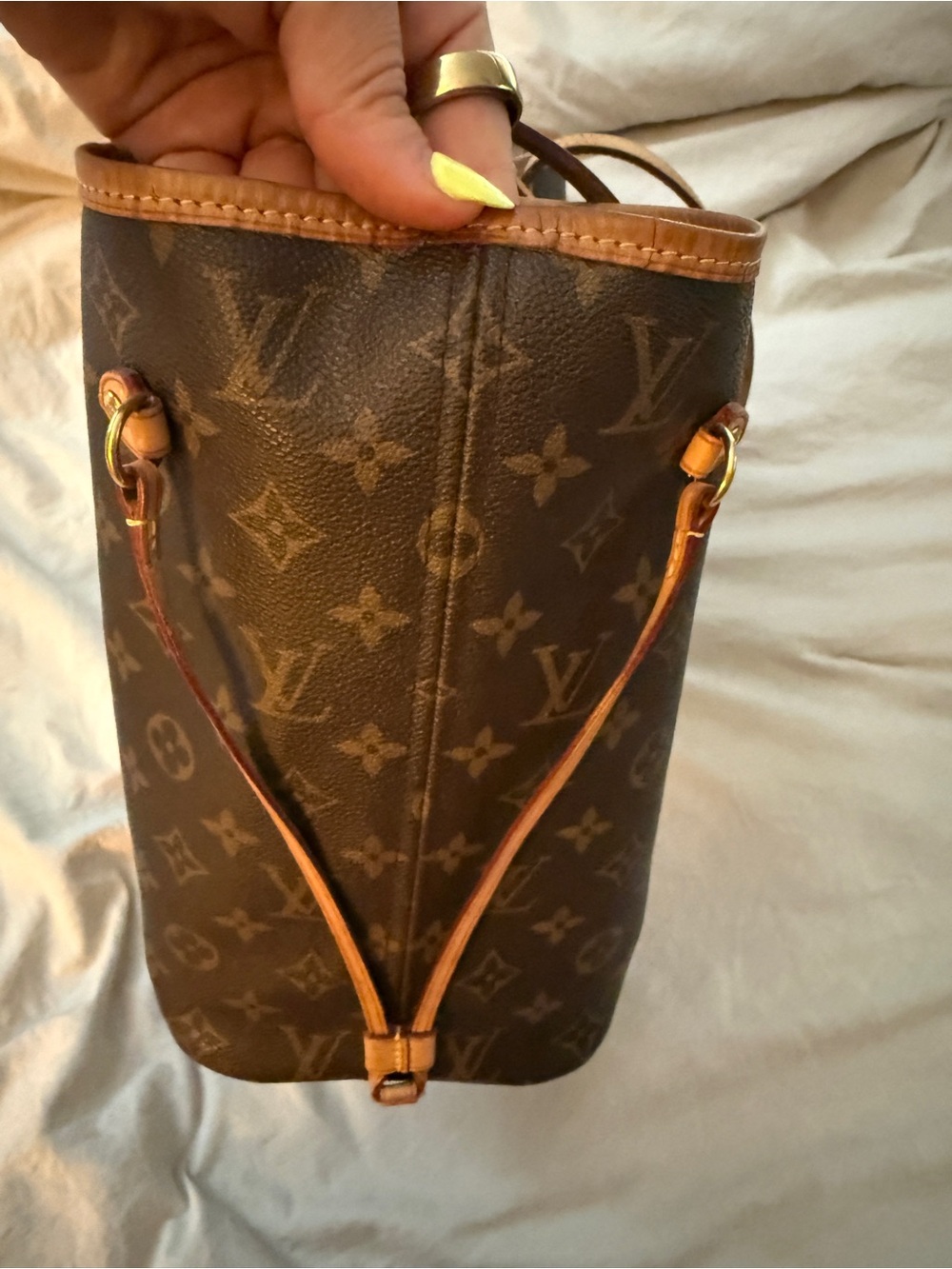 Louis Vuitton Monogram Canvas Brown Tote with Vachetta Trim - Picture 4 of 14